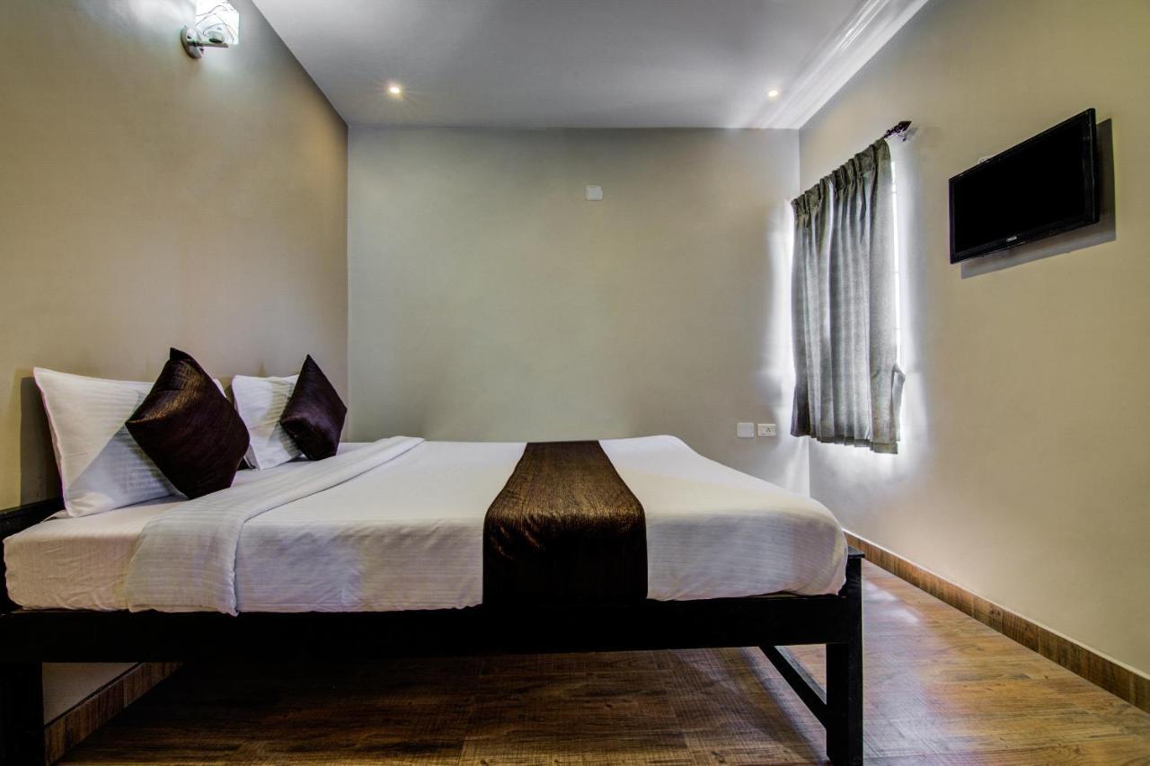 Oyo 18944 Venus Residency Hotel Ооти Екстериор снимка
