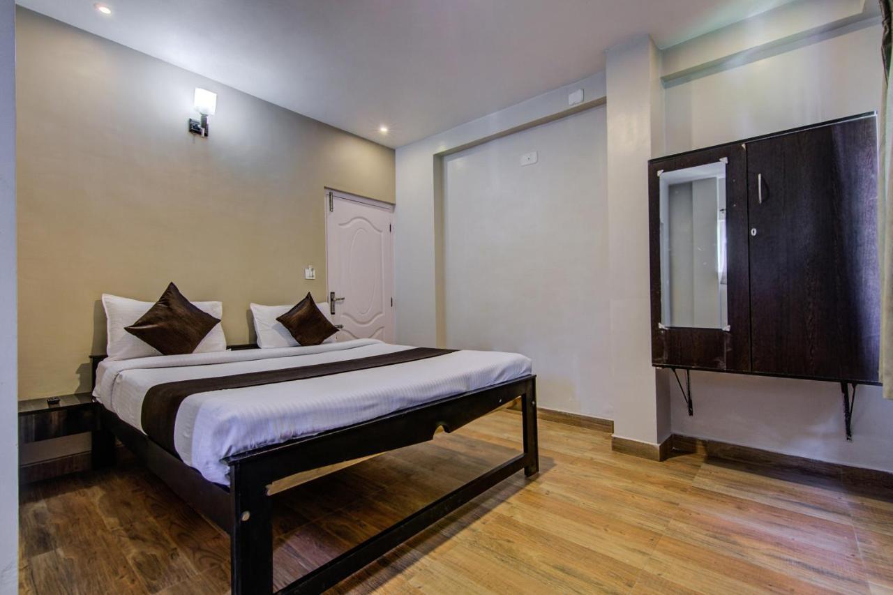 Oyo 18944 Venus Residency Hotel Ооти Екстериор снимка