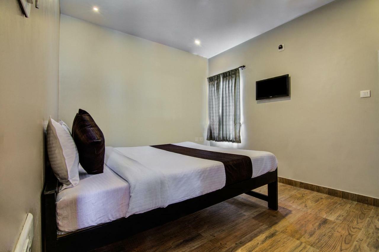 Oyo 18944 Venus Residency Hotel Ооти Екстериор снимка